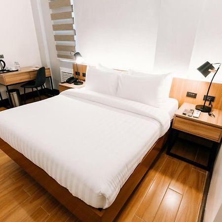 El Sancho Hotel Naga  Ngoại thất bức ảnh