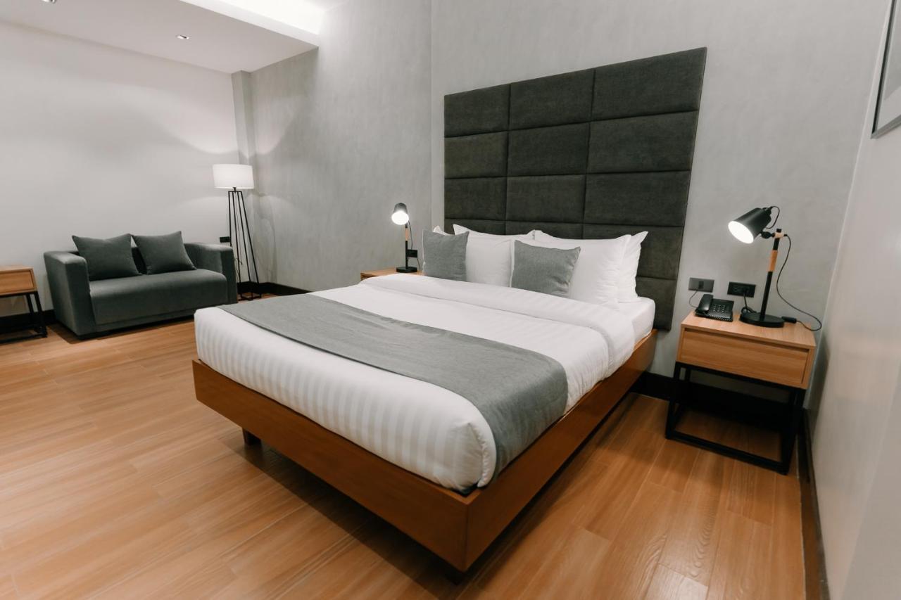 El Sancho Hotel Naga  Ngoại thất bức ảnh