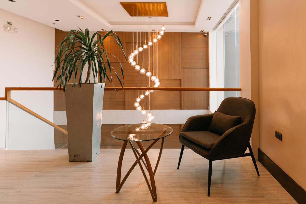 El Sancho Hotel Naga  Ngoại thất bức ảnh