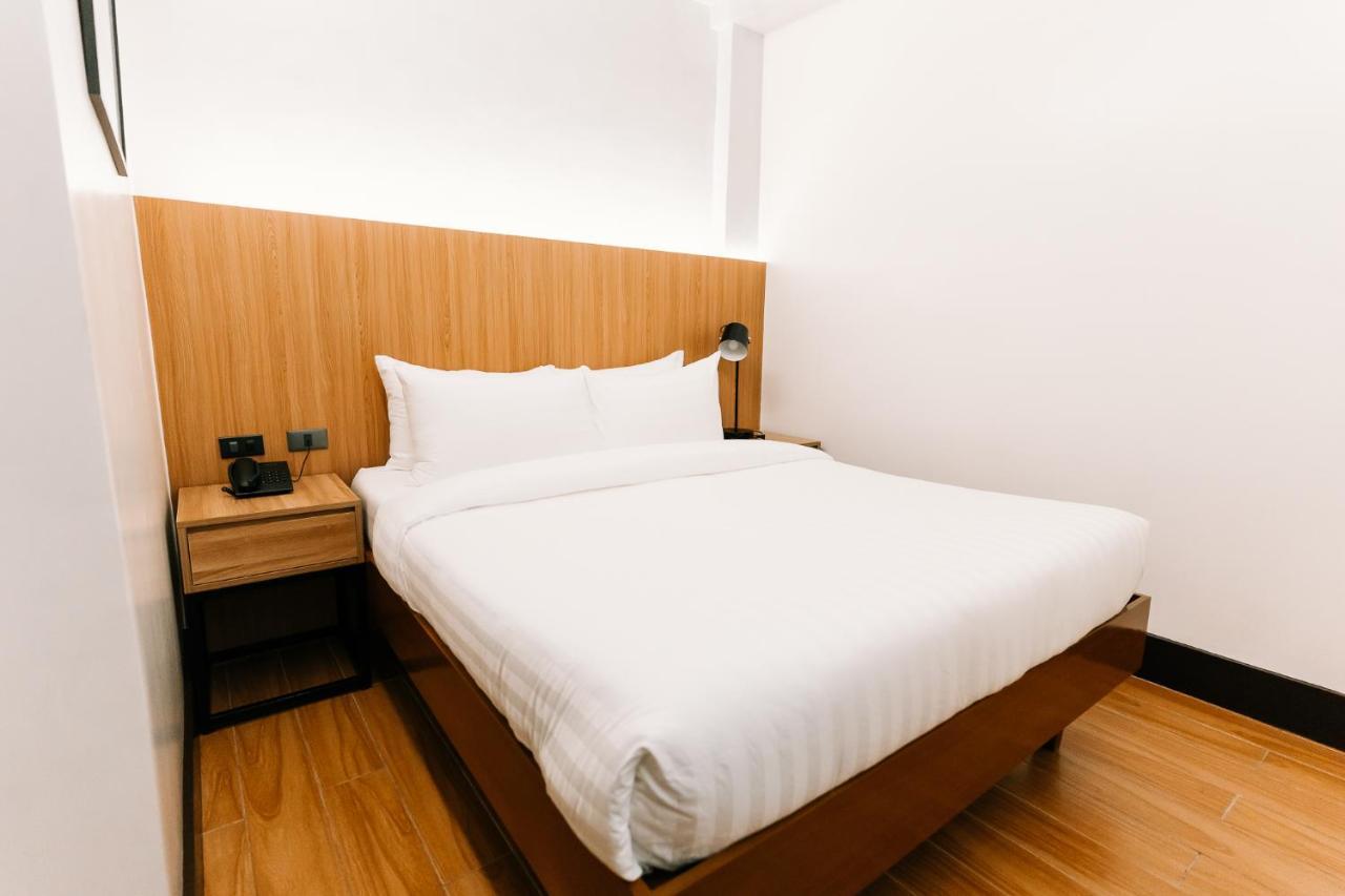 El Sancho Hotel Naga  Ngoại thất bức ảnh